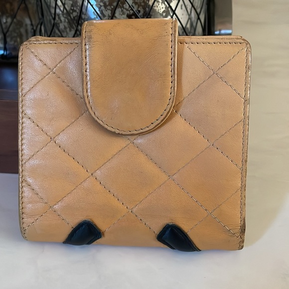 Chanel Quilted Black Tan Vintage Wallet As Is CC Authentic - Picture 4 of 17